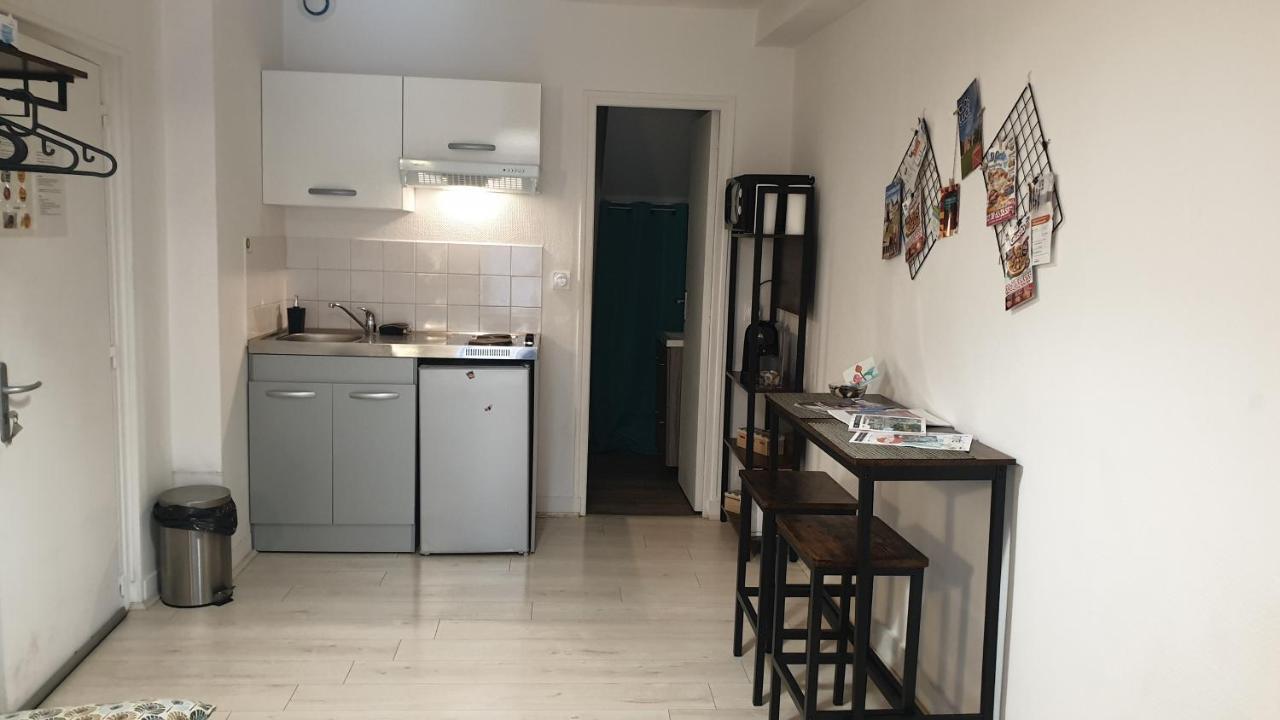 Studio meublé et équipé Ingre Esterno foto