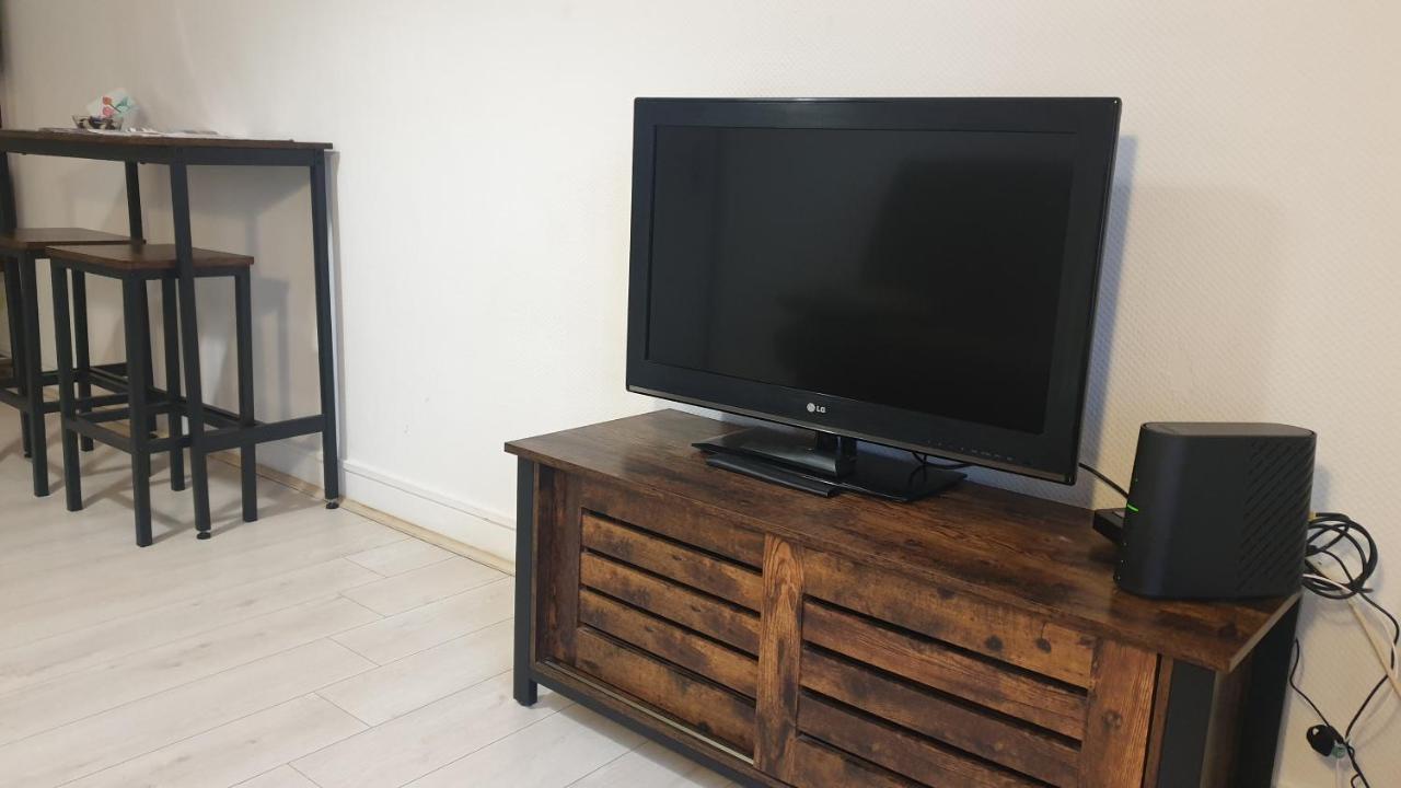 Studio meublé et équipé Ingre Esterno foto