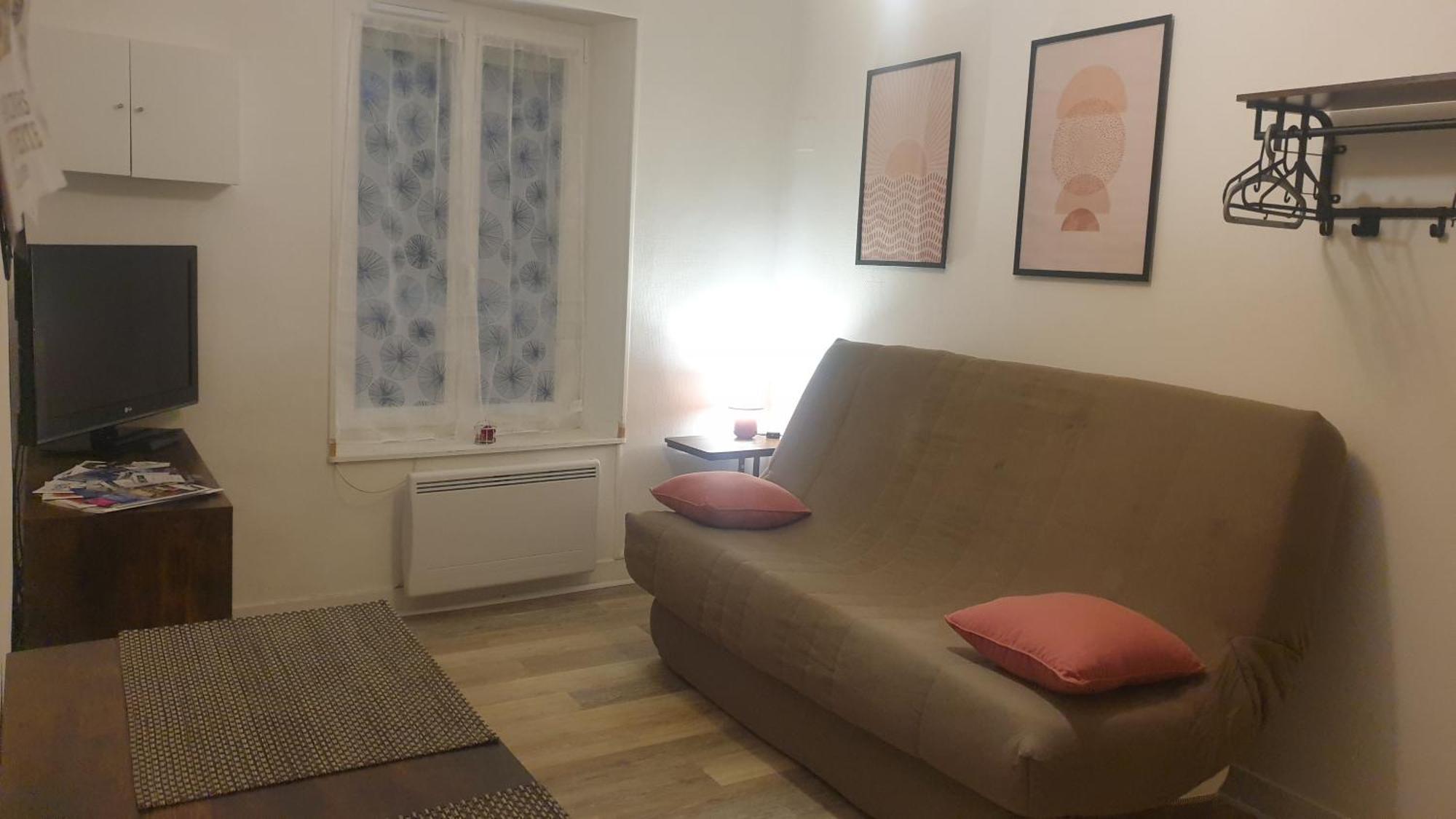 Studio meublé et équipé Ingre Esterno foto